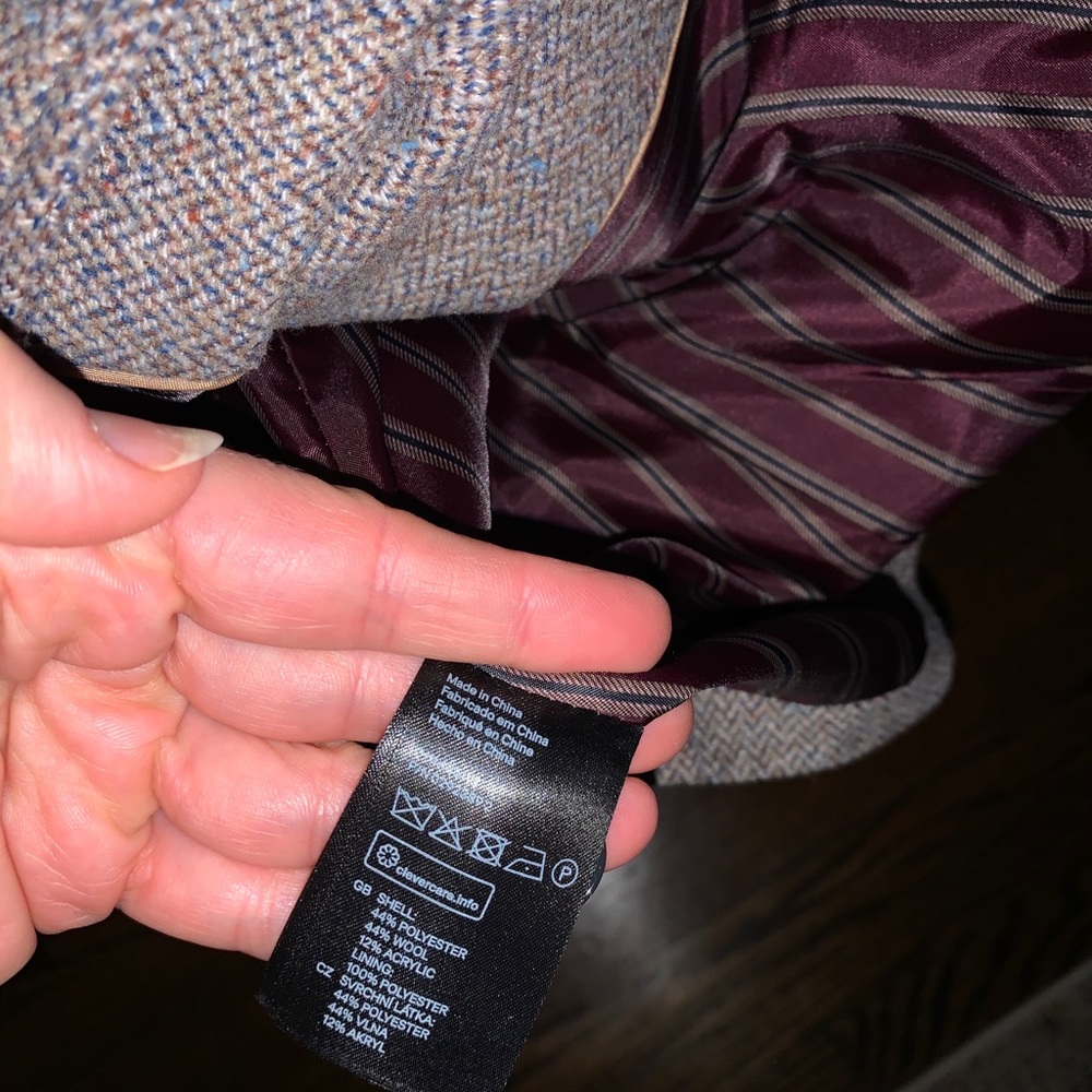Wool Blazer - Picture 8 of 9